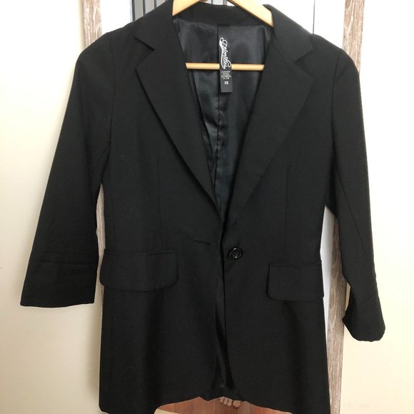 Black Blazer (purchased from Mendocino), XS - Picture 1 of 2